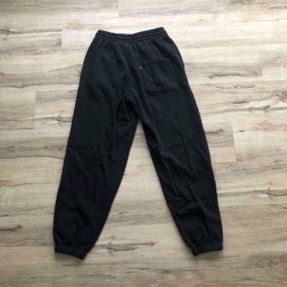 Levi's Black Sweatpants Elastic Cuffs Relaxed Fit - Picture 4 of 6